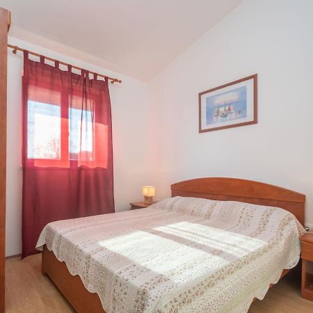 Apartment Iva-2 By Interhome Krnica Luaran gambar